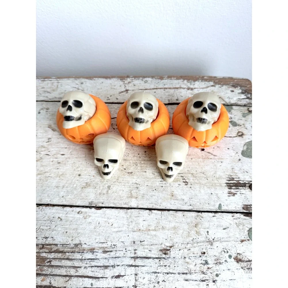 Halloween Miniature 5 Skulls and 3 Jack-O-Lantern Pumpkin Buckets Set Orange Tan - Picture 2 of 6